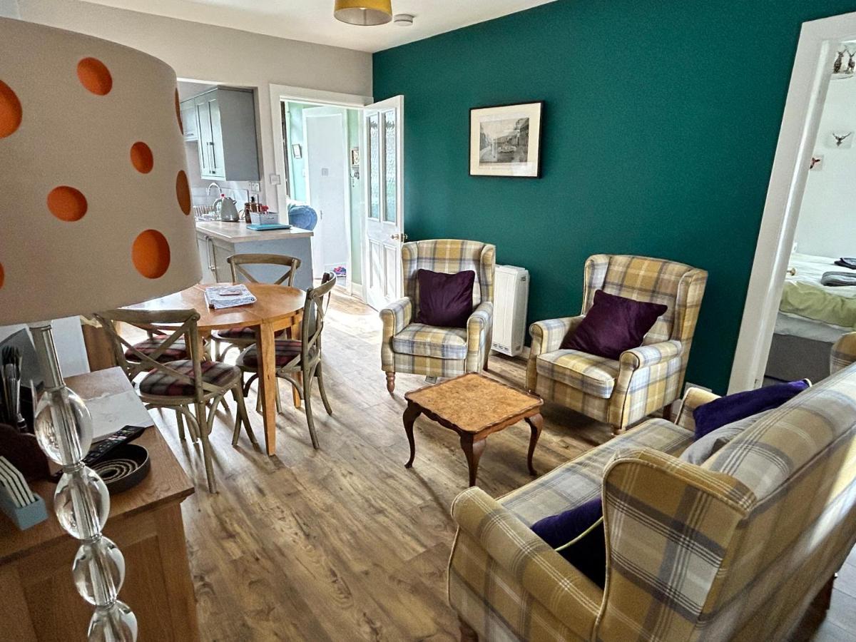 Lottie'S Cottage, Rhynie, Aberdeenshire 外观 照片