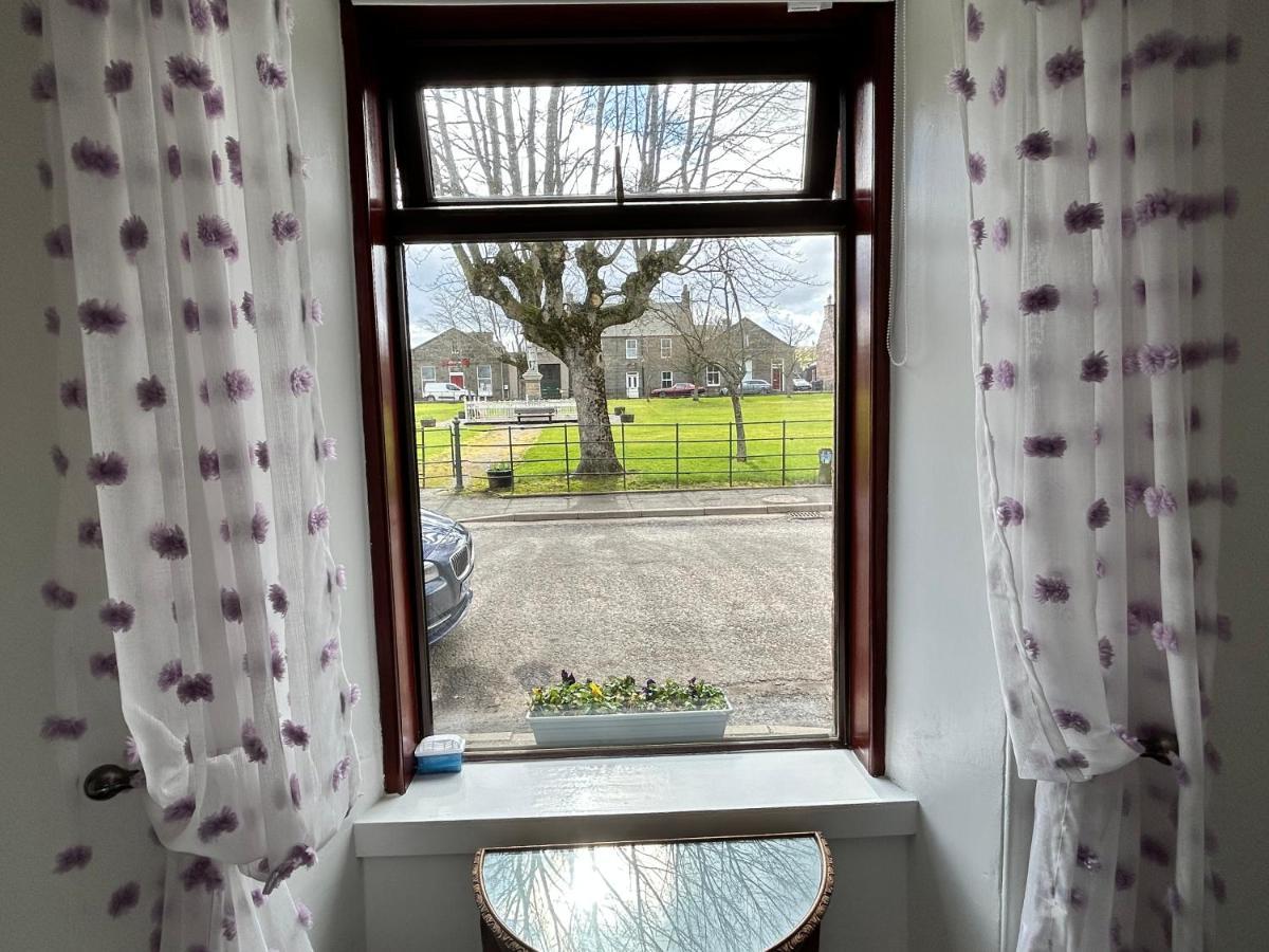 Lottie'S Cottage, Rhynie, Aberdeenshire 外观 照片